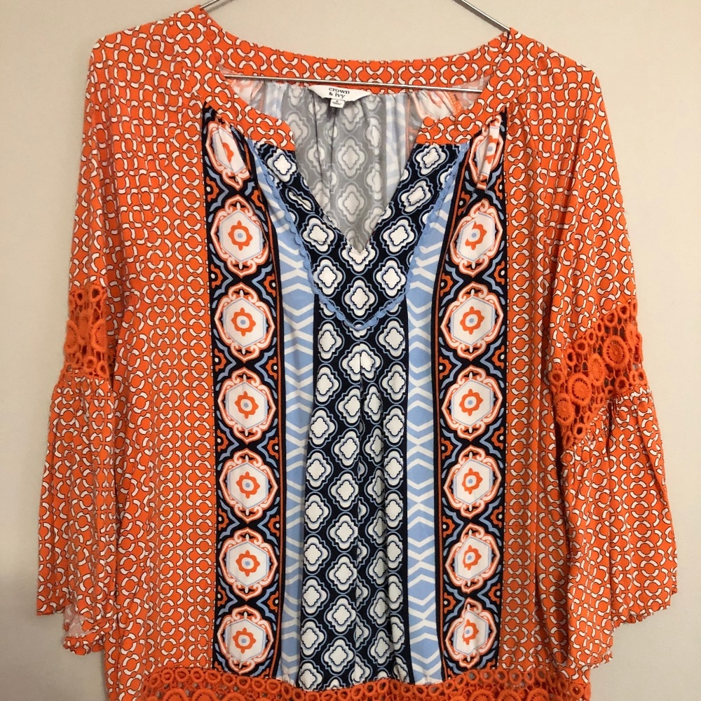 Crown & ivy S blouse